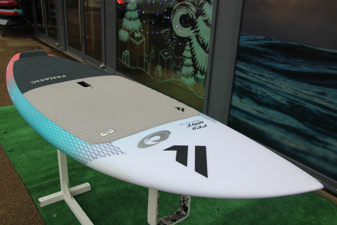 【Fanatic PROWAVE 7’6”】SUPボード 80L カーボン Fanatic PROWAVE 7'6”】SUPボード 80L カーボン
